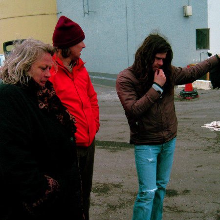 Ullabritt Horn (links) beim Dreh in Ystadt mit Kameramann G&uuml;nther Wittmann (Mitte).